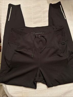 The North Face Black Women’s Refina Utility Leggings—27''